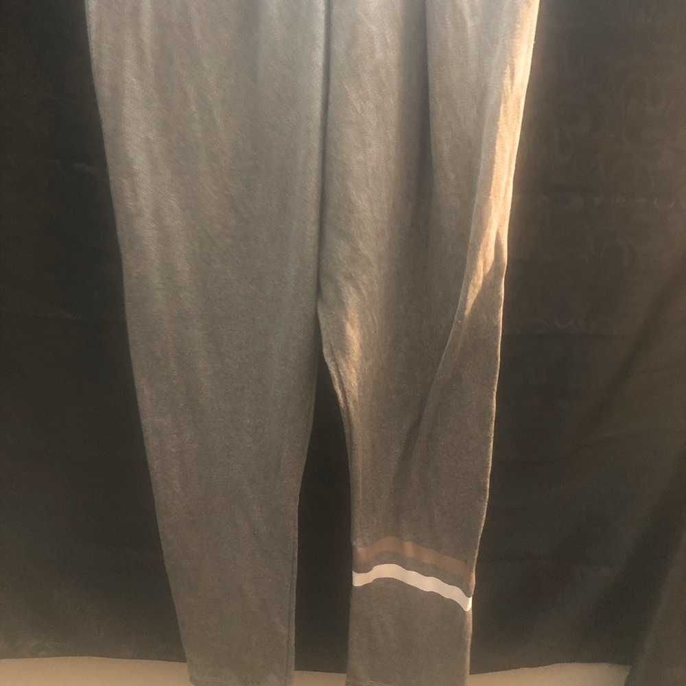 Women’s Gray leggings with Gold stripe